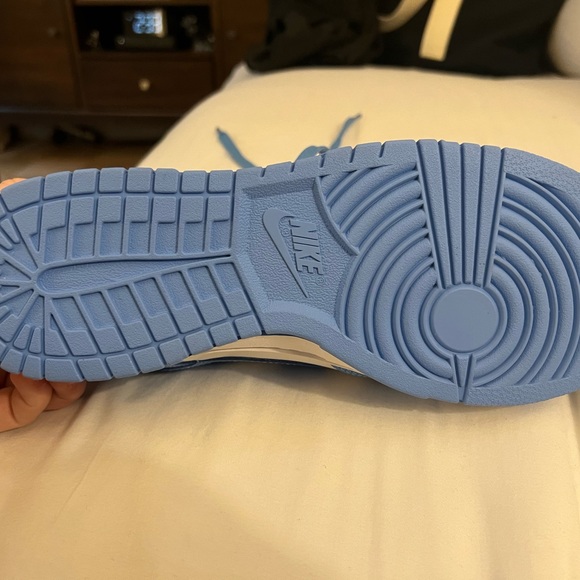 University blue Nike dunks - Picture 14 of 16